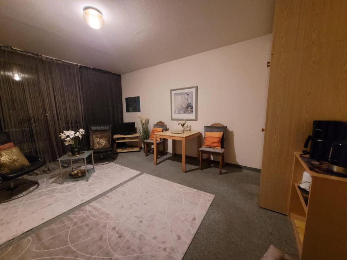 Appartement An Der Weinstrasse Бад-Бергцаберн Экстерьер фото